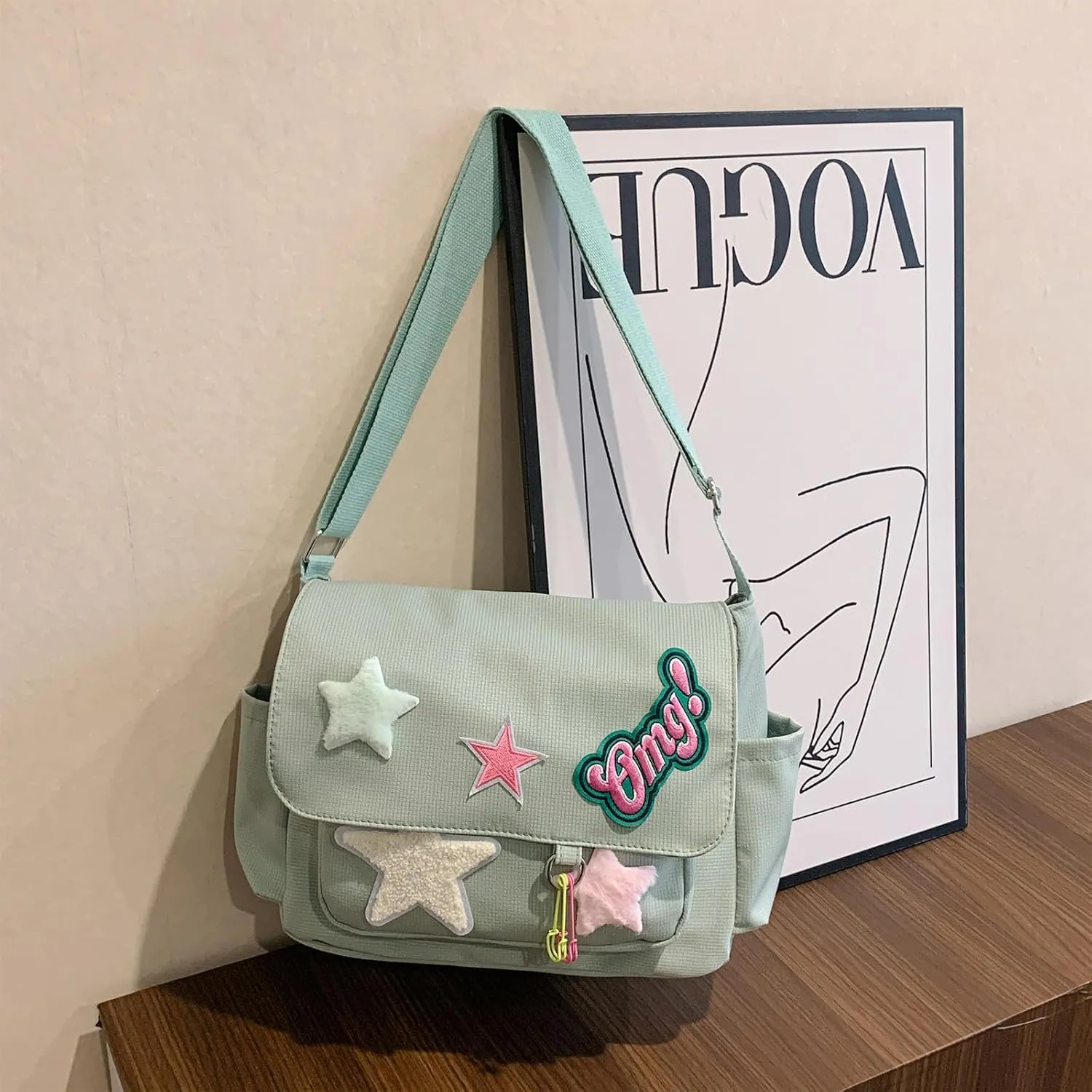 Cute Messenger Bag, Kawaii Crossbody Bag Aesthetic Purse Y2K Canvas Messenger Bag with Cute Pendant