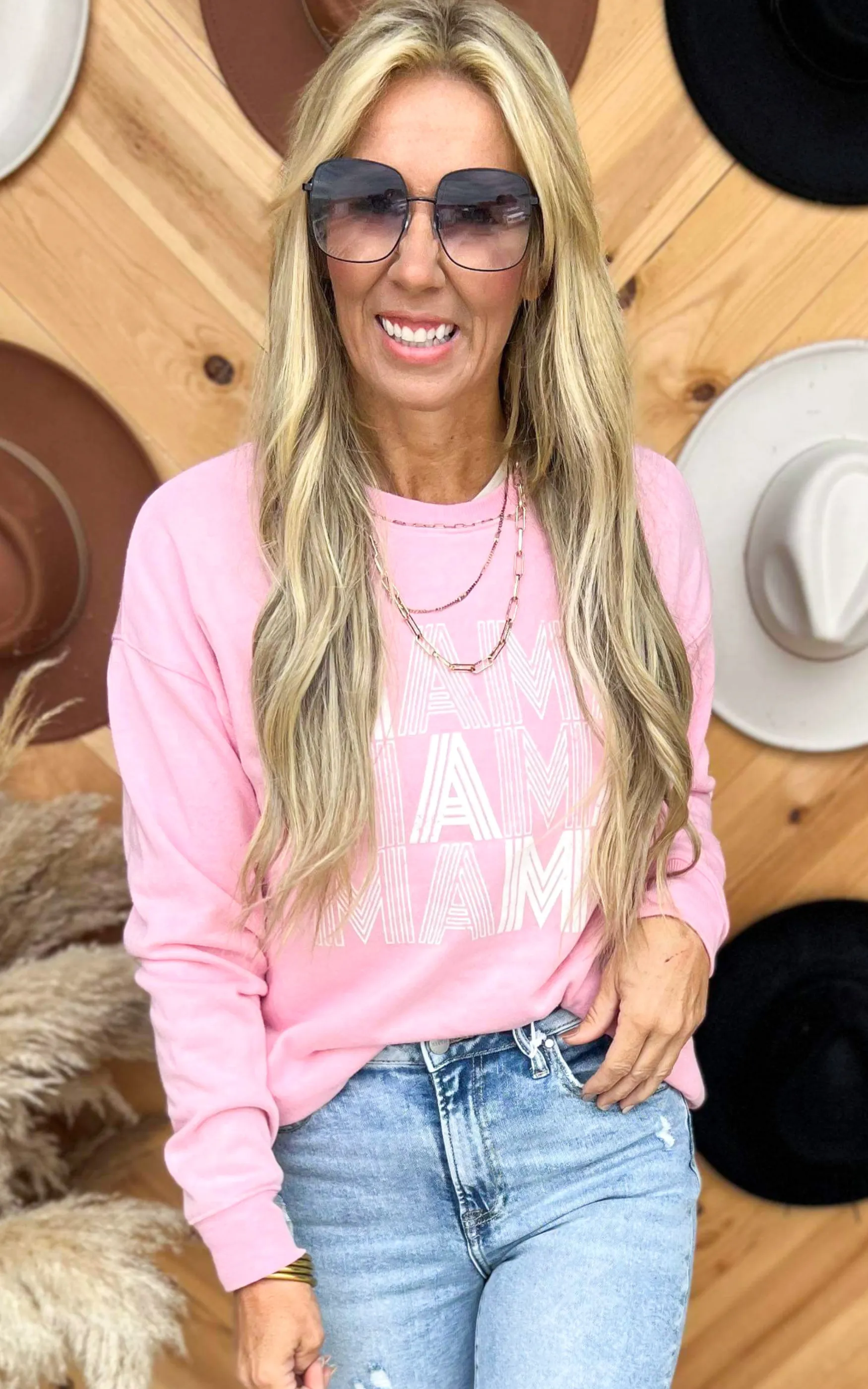 Mama Pink Graphic Sweatshirt