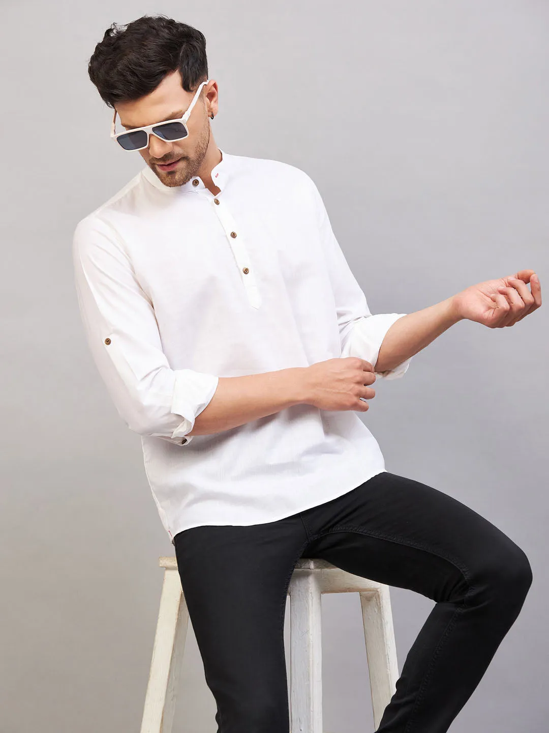 VASTRAMAY Men's Cream Cotton Kurta